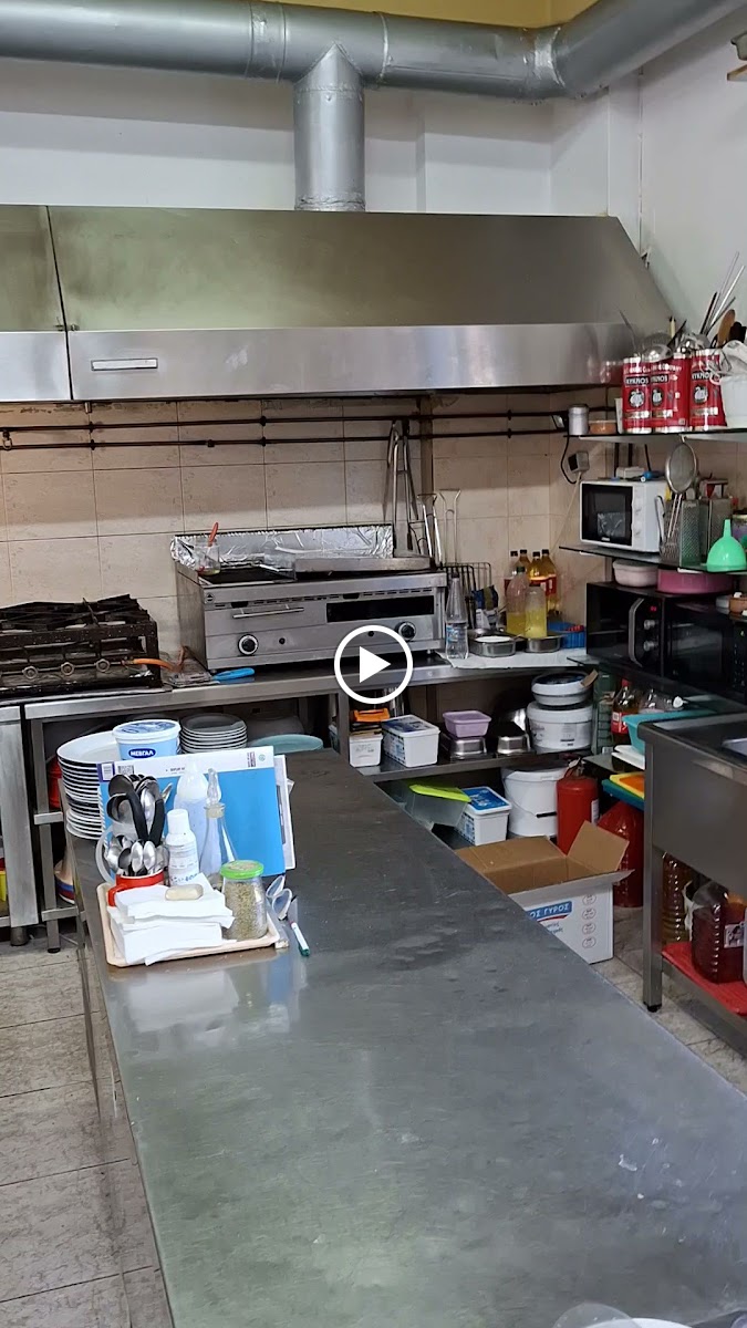 Blue Bucket Restaurant-2