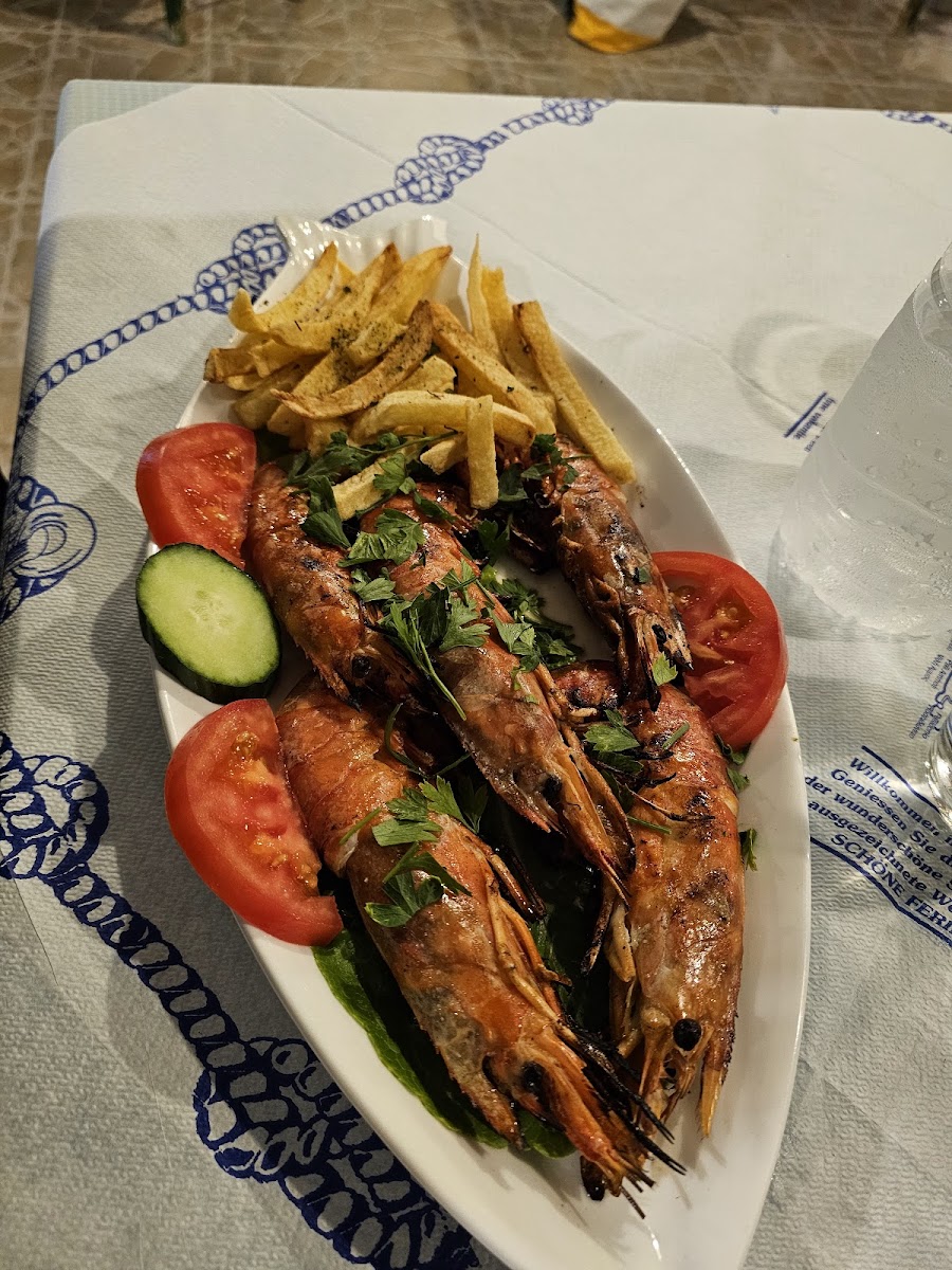 Blue Bucket Restaurant-4